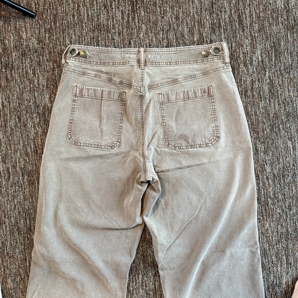 American Eagle Women’s High Waisted Stovepipe Pants Faded Brown Size 14 - Picture 5 of 6